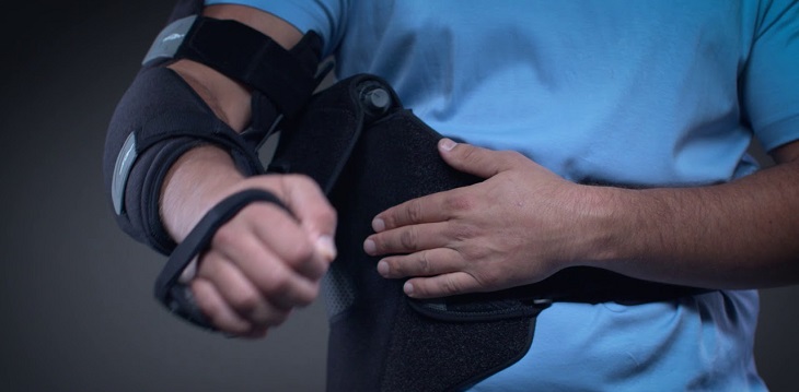 Shoulder and Arm Brace Banner